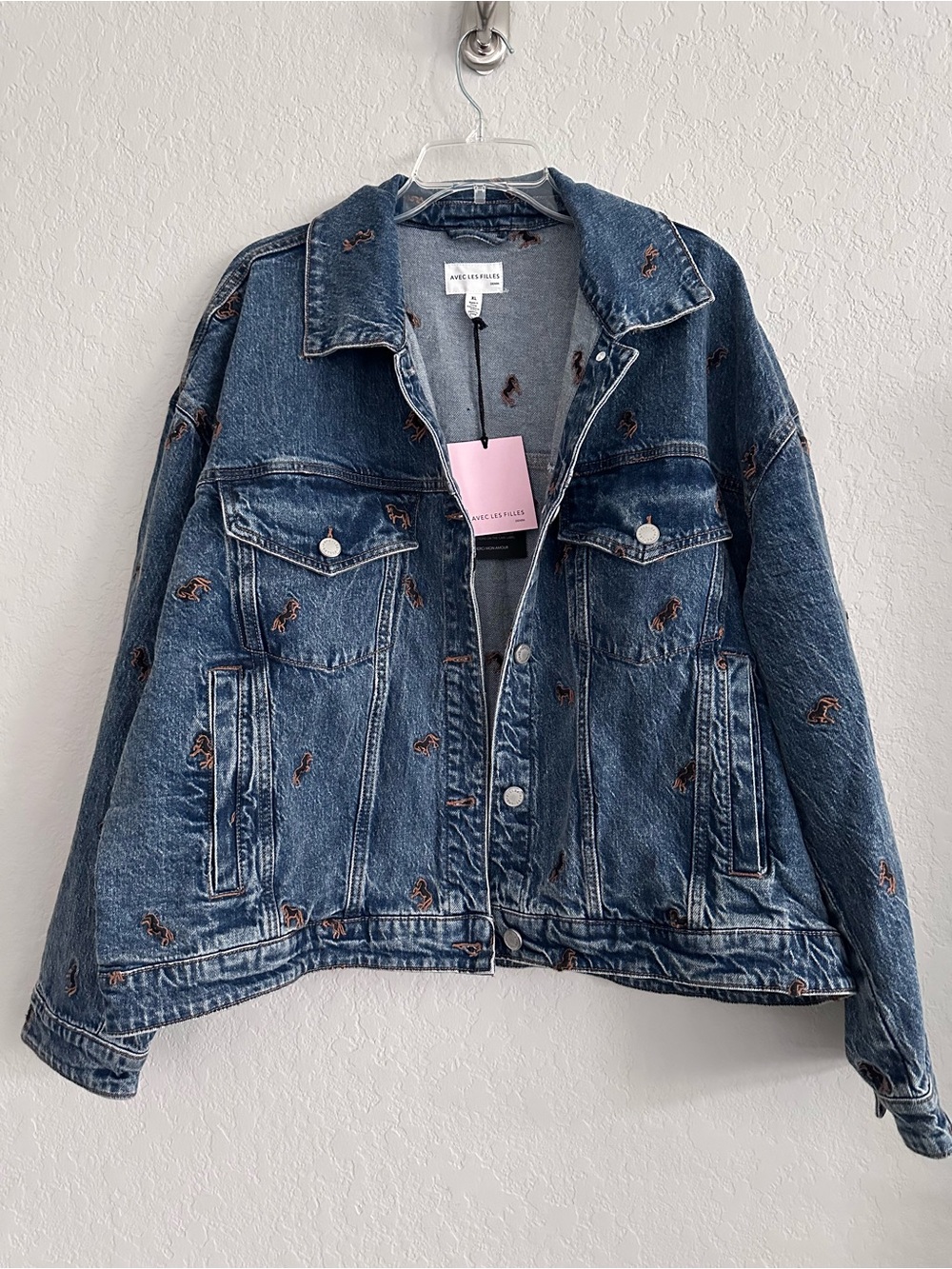 Avec Les Filles Women's Horse Embroidered Denim Trucker Jacket Size XL